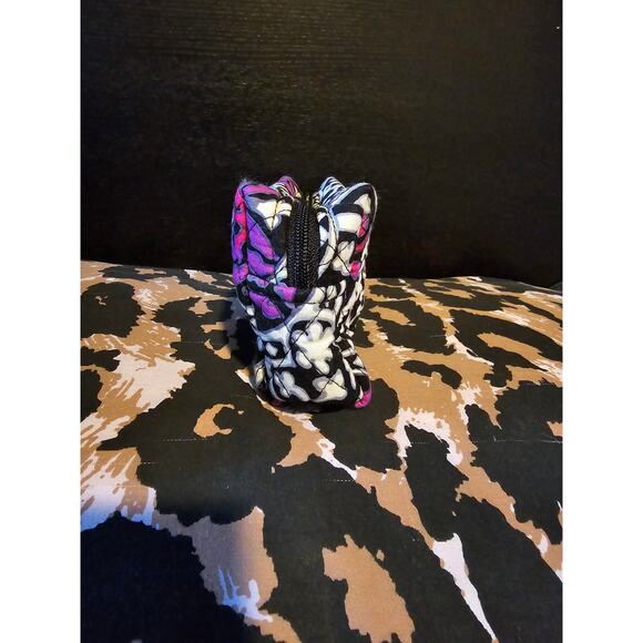 Vera Bradley Scroll Medallion medium quilted fabric zip cosmetic bag - Picture 5 of 8